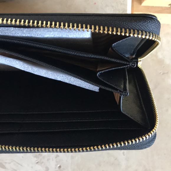 Nanette Lepore clutch - Picture 3 of 11